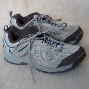 New Balance 645 Women's Brown Tan Abzorb Hiking Sneakers Suede Shoes Size 8 1/2